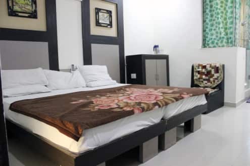 Hotel Mukund Inn, Ahmedabad 3